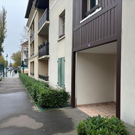 Appartement Equipe Proche De Disneyland Serris Eksteriør bilde